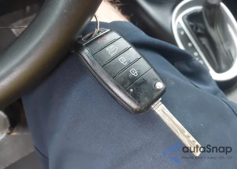 2018 Kia Soul + z USA, uszkodzony, nr VIN KNDJP3A53J7593678